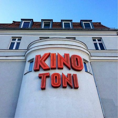 ברלין Appartement Ueber Dem Kino Toni מראה חיצוני תמונה