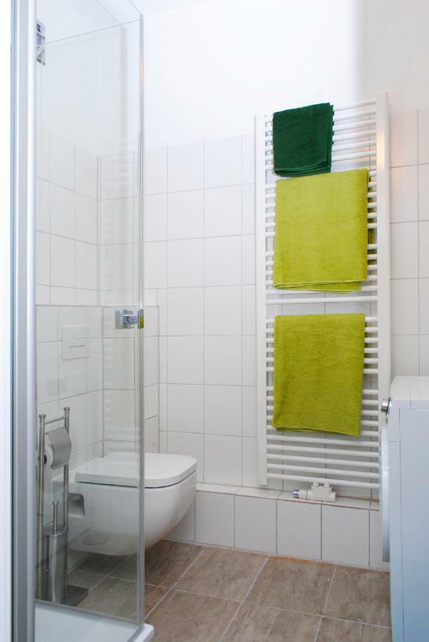 ברלין Appartement Ueber Dem Kino Toni מראה חיצוני תמונה